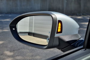 VW Golf VIII 1.5 TSI Life + 5J. Garantie