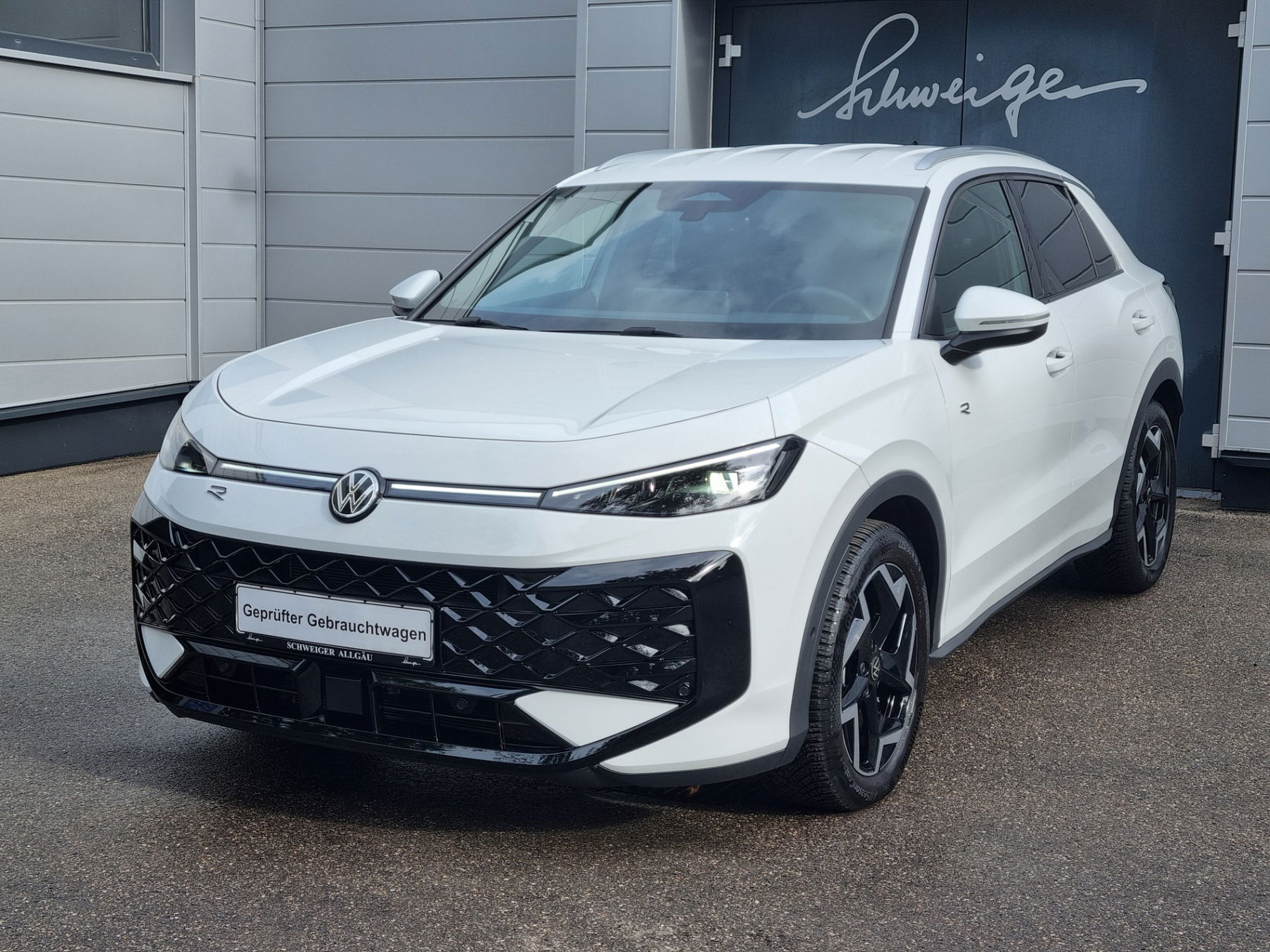 VW T-Roc 1.5 eTSI R-Line