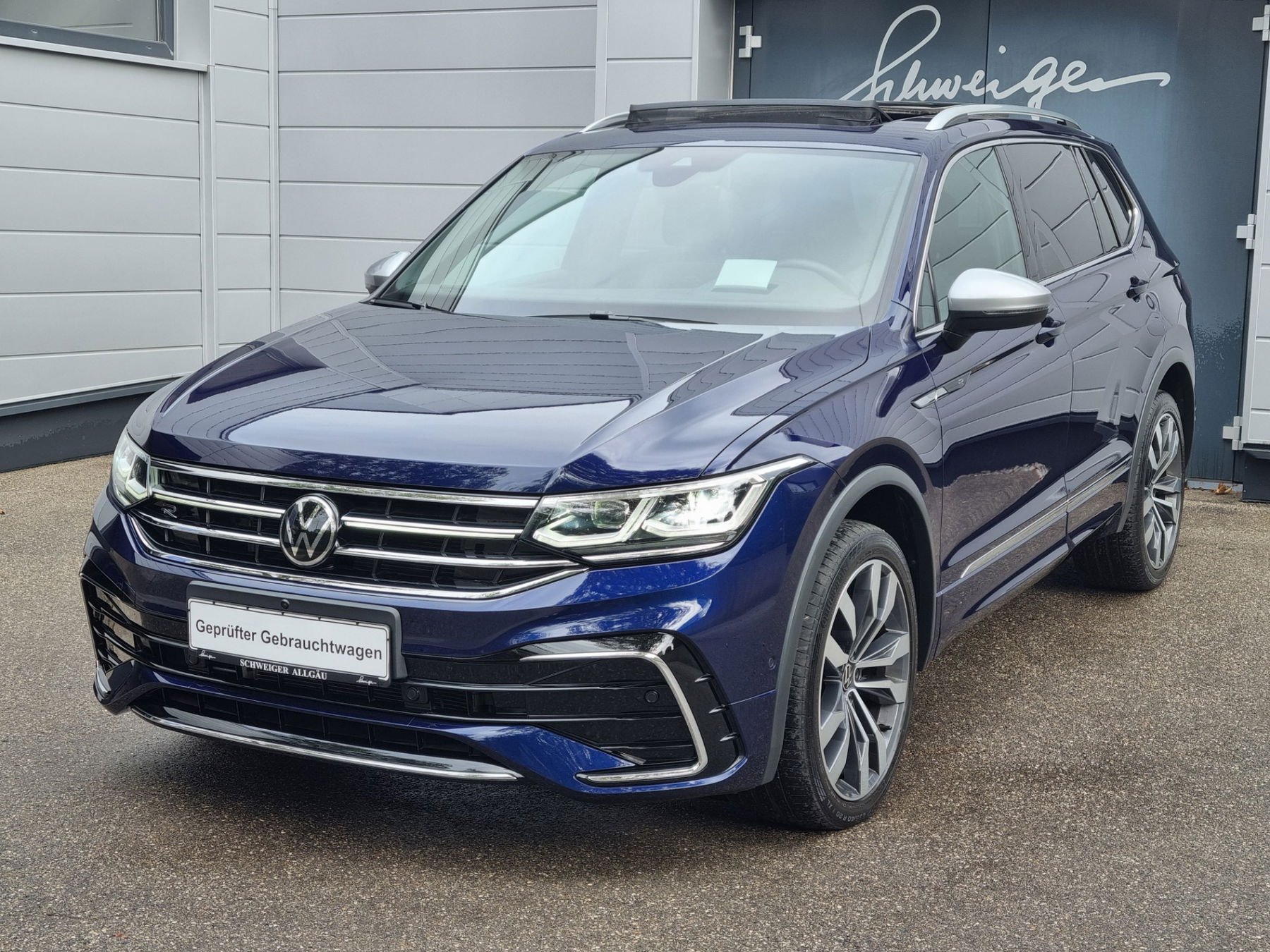 VW Tiguan Allspace 2.0 TSI R-Line 4Motion