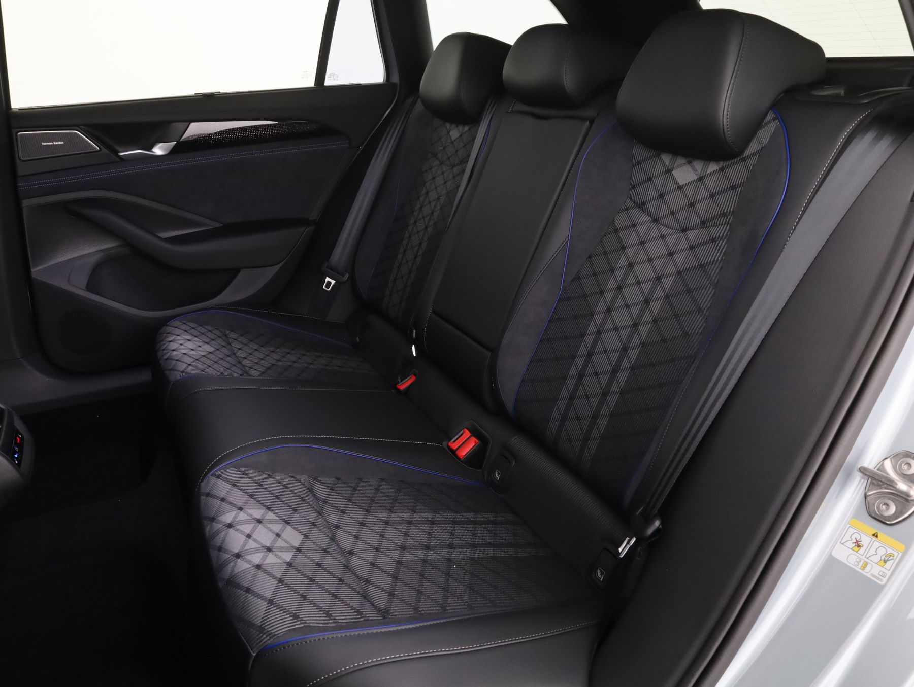 VW Passat Variant R-Line eHybrid 150 kW