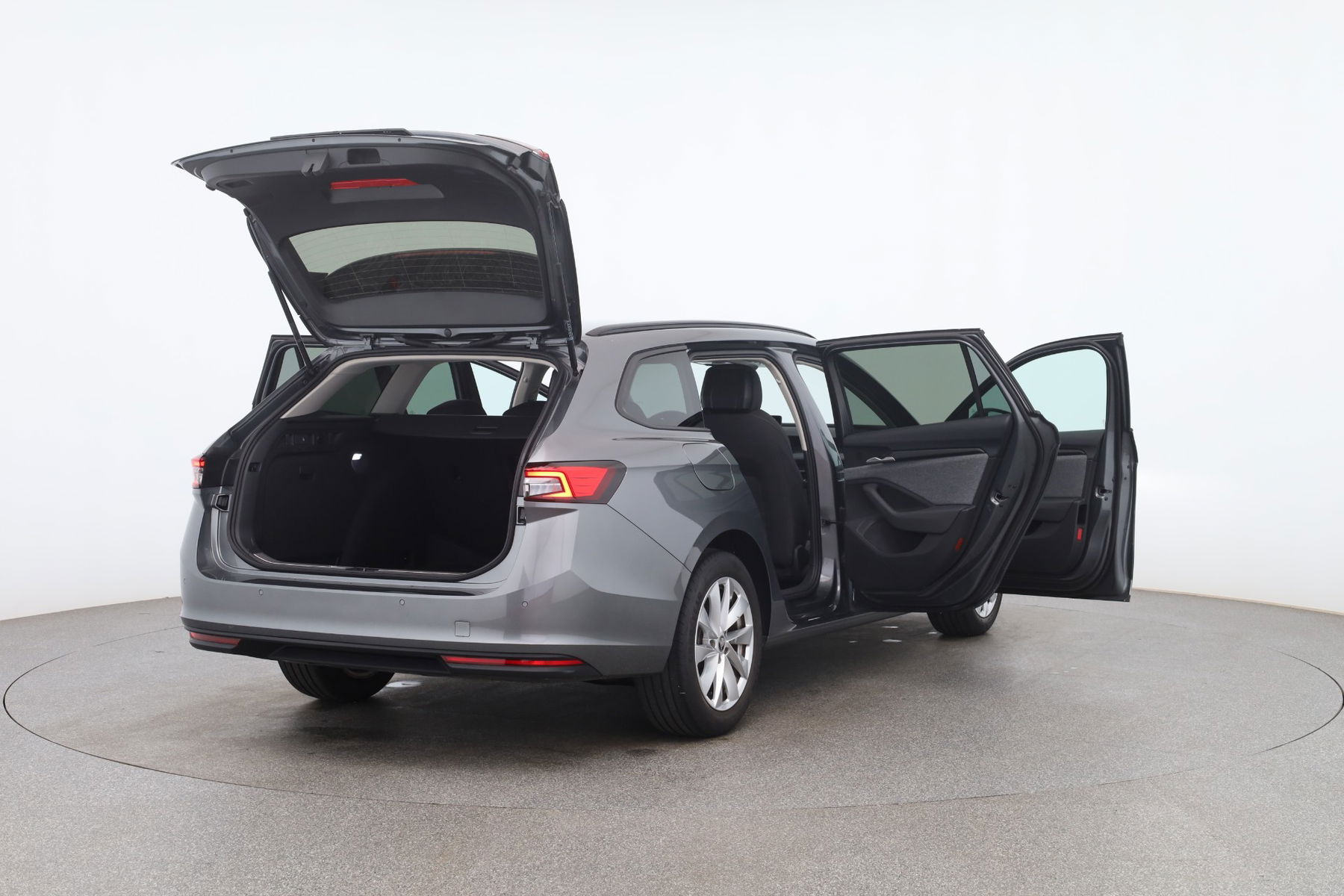 Skoda Superb Combi 2.0 TDI Selection null