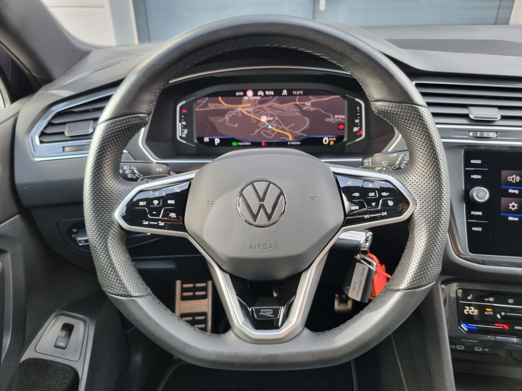 VW Tiguan Allspace 2.0 TSI R-Line 4Motion