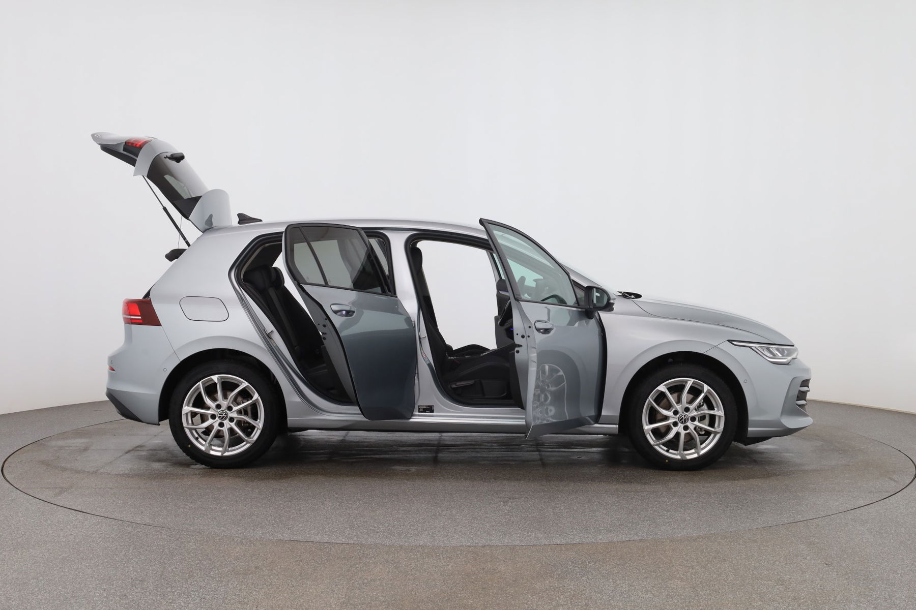 VW Golf Rabbit mHEV TSI DSG