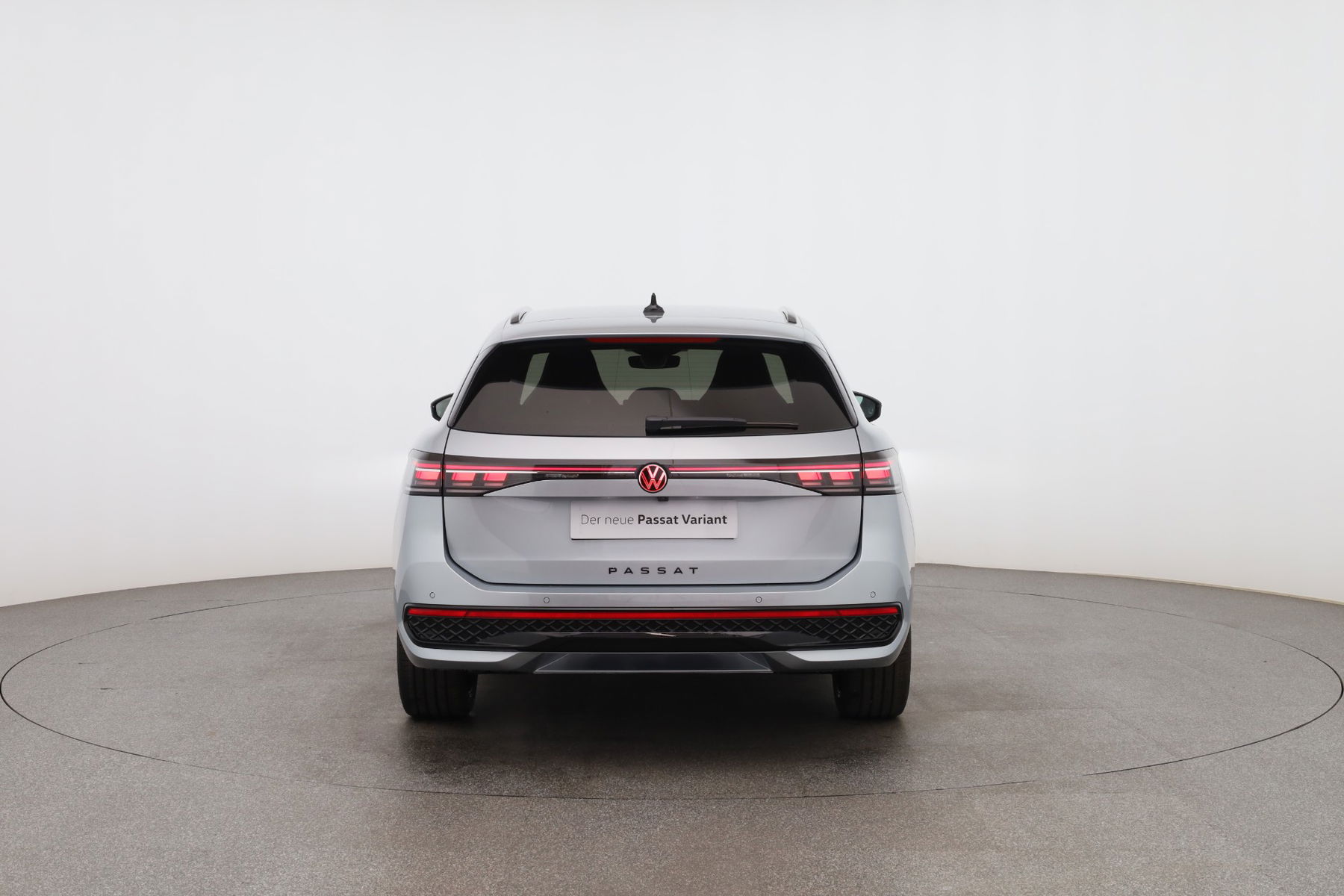VW Passat Variant R-Line eHybrid 150 kW
