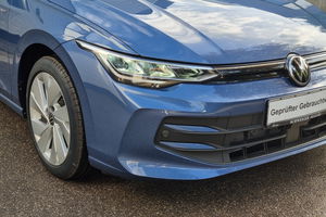 VW Golf VIII 1.5 TSI Life + 5J. Garantie