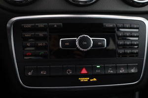 Mercedes-Benz GLA 220 CDI / d 4Matic null
