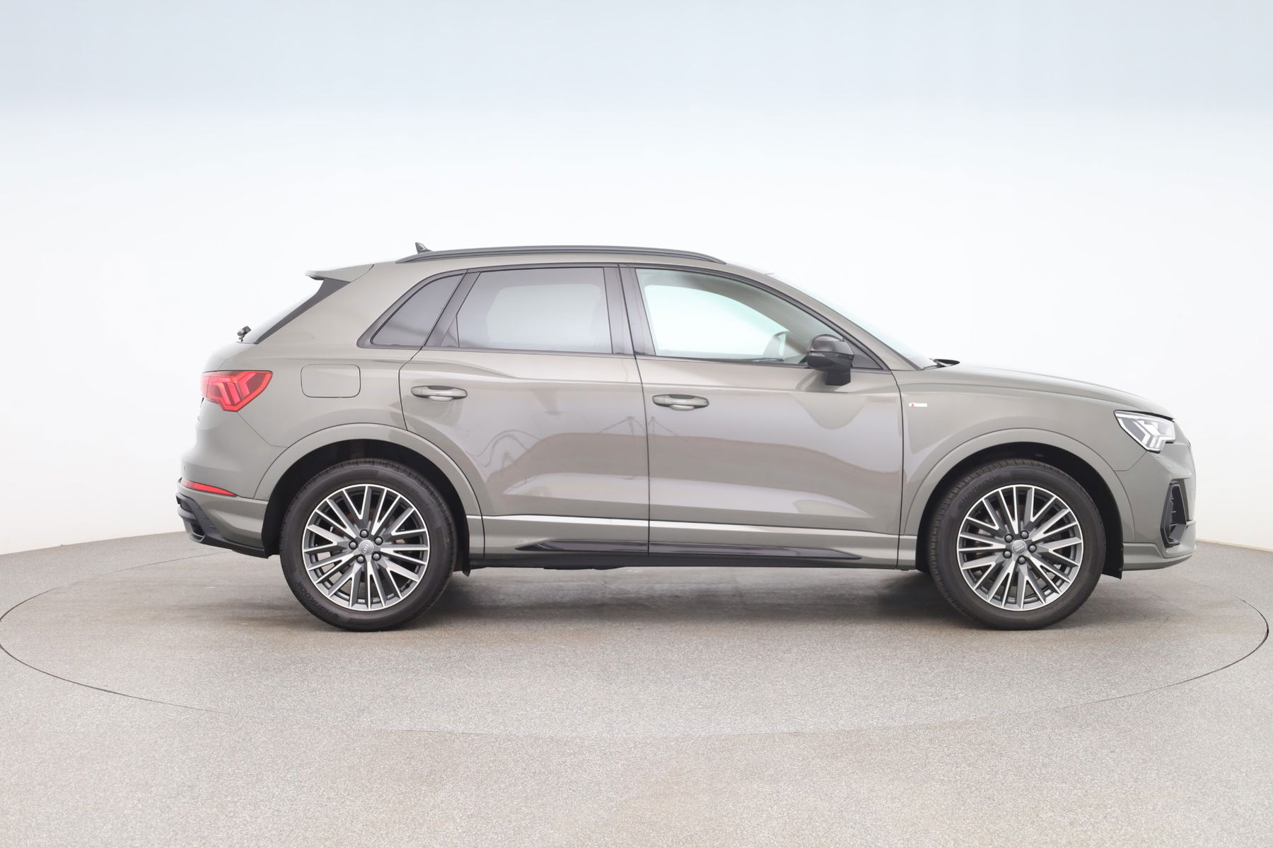 Audi Q3 40 TFSI quattro S line exterieur null