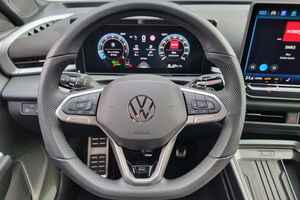 VW T-Roc 1.5 eTSI R-Line