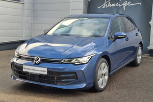 VW Golf VIII 1.5 TSI Life + 5J. Garantie