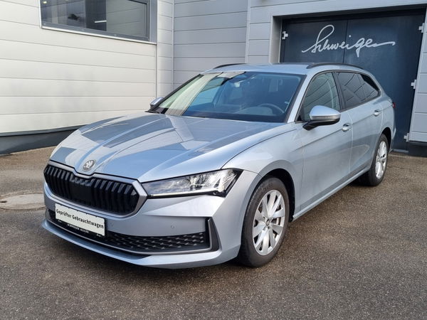 Superb Combi 2.0 TDI Selection Pebble Silber Metallic jetzt online kaufen