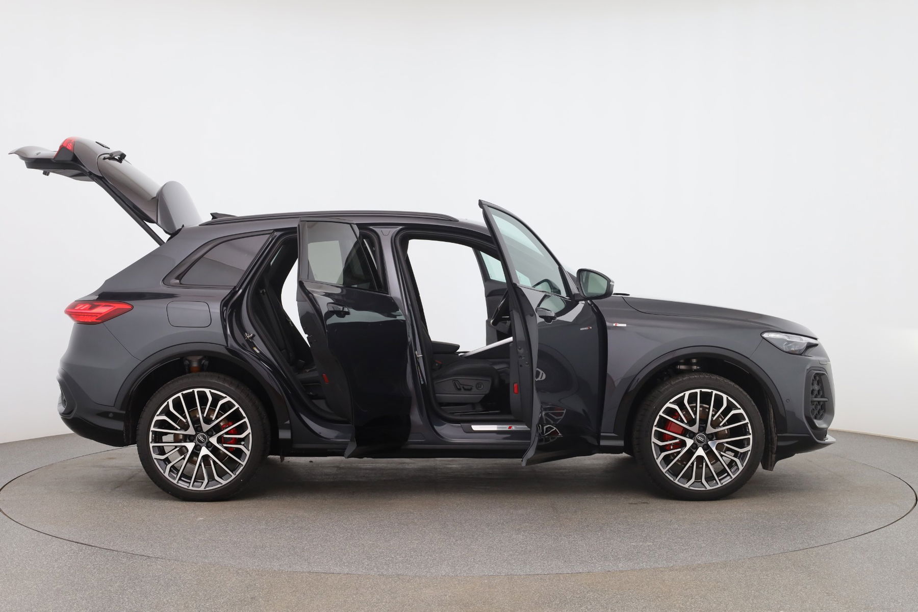 Audi Q5 SUV TDI quattro 150 kW null