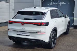 VW T-Roc 1.5 eTSI R-Line