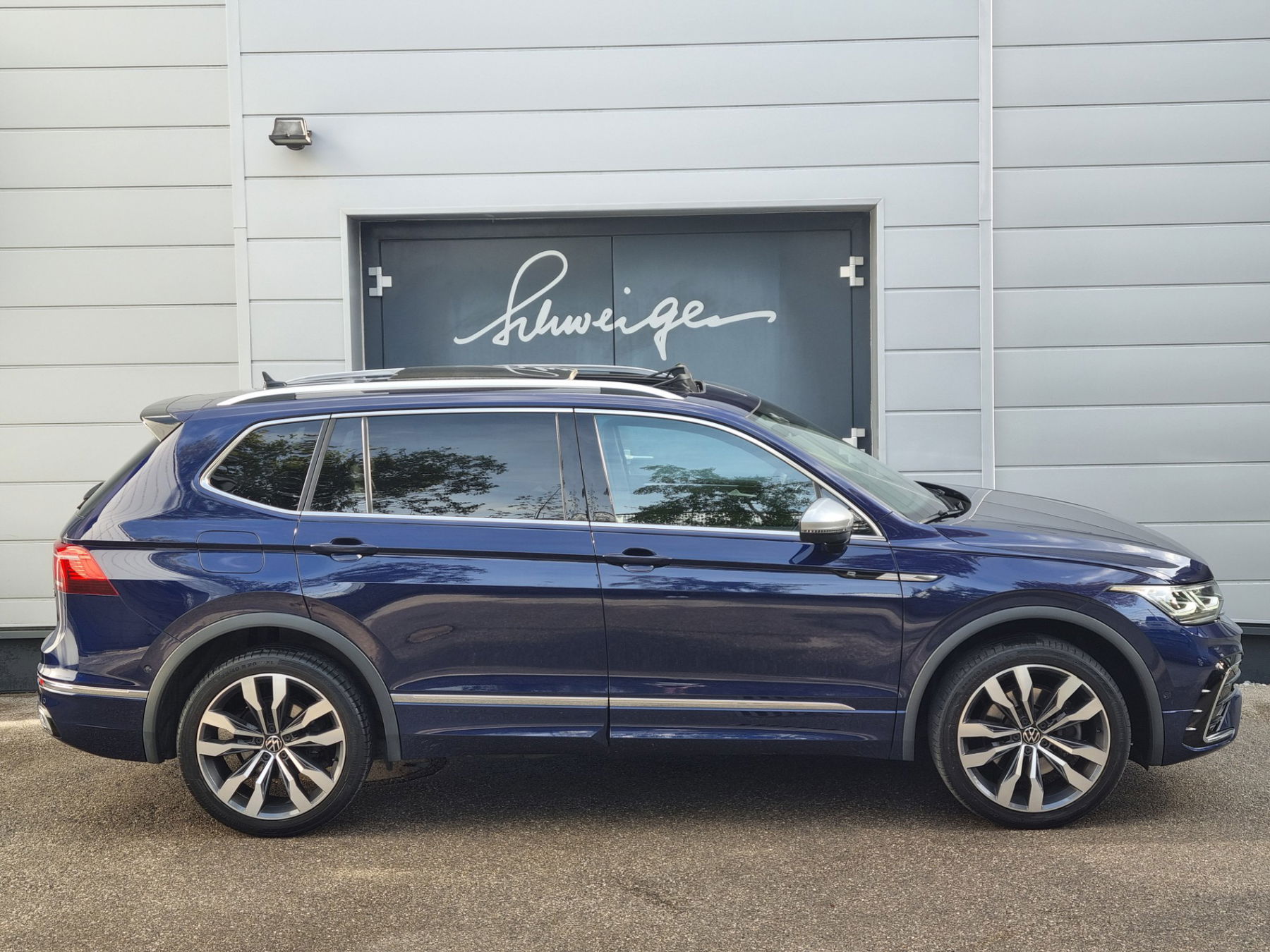 VW Tiguan Allspace 2.0 TSI R-Line 4Motion