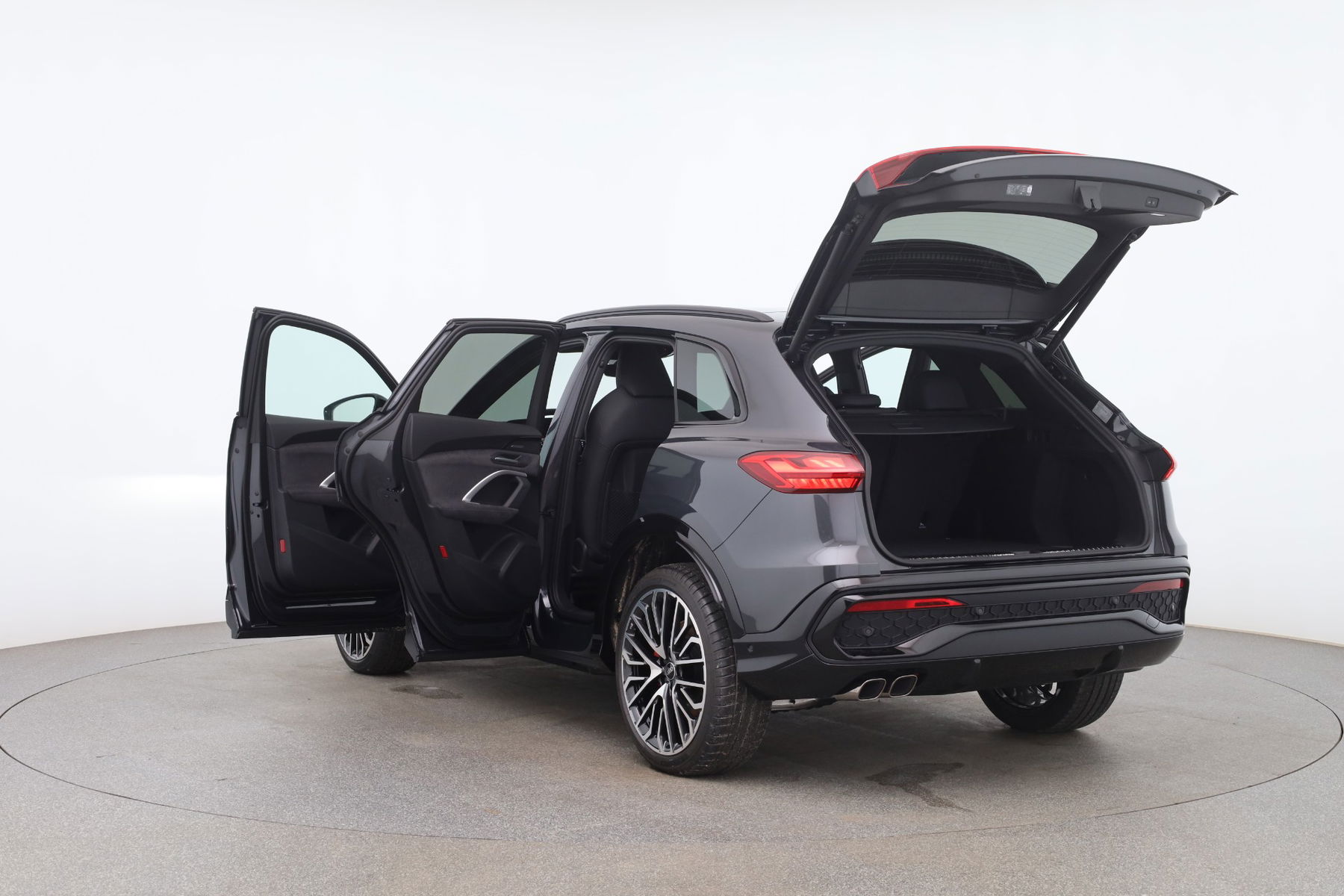 Audi Q5 SUV TDI quattro 150 kW null