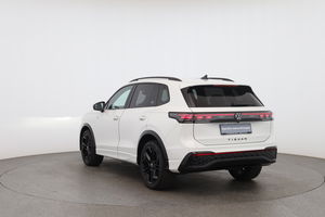 VW Tiguan R-Line eTSI DSG null
