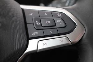 VW Golf Rabbit mHEV TSI DSG