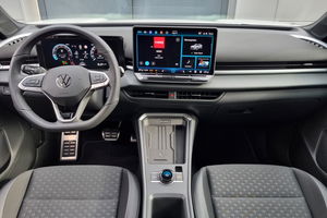 VW T-Roc 1.5 eTSI R-Line