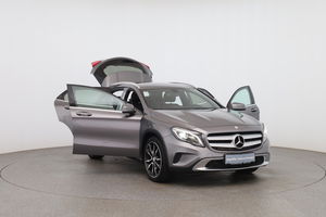 Mercedes-Benz GLA 220 CDI / d 4Matic null