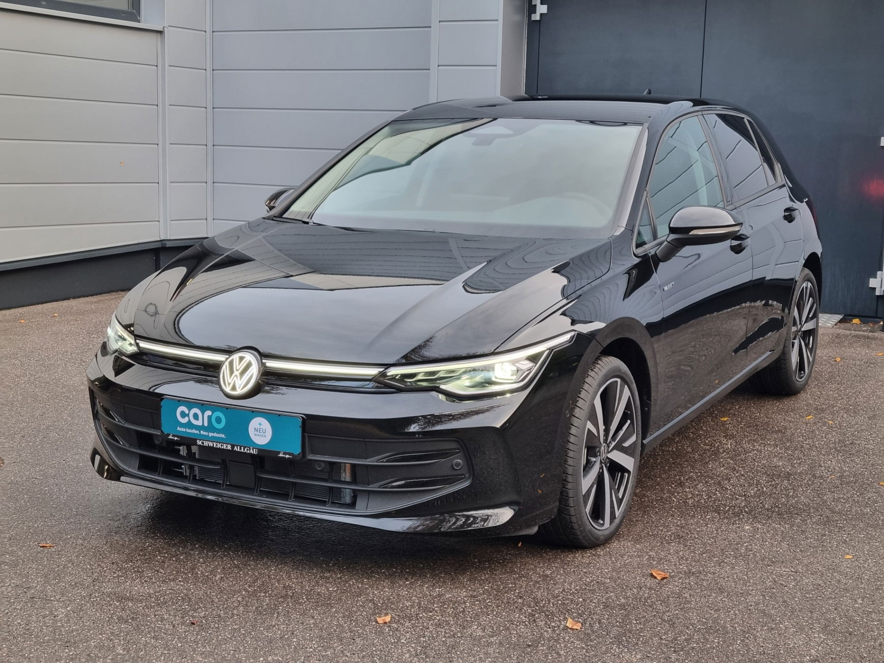 VW Golf VIII 1.5 TSI Life + 5J. Garantie + 18 Zoll + LED-Plus
