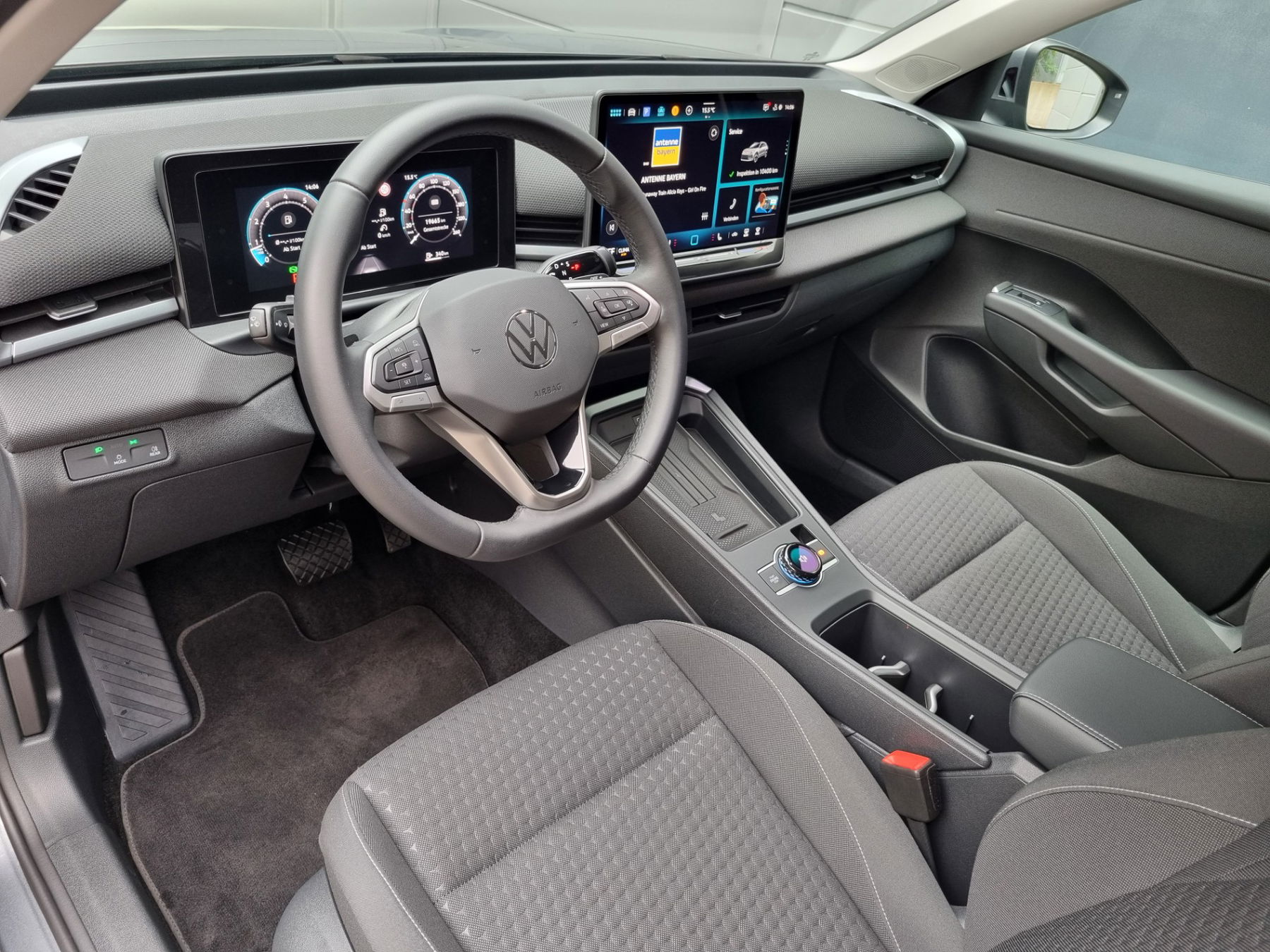 VW T-Roc 1.5 eTSI Life