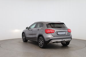 Mercedes-Benz GLA 220 CDI / d 4Matic null