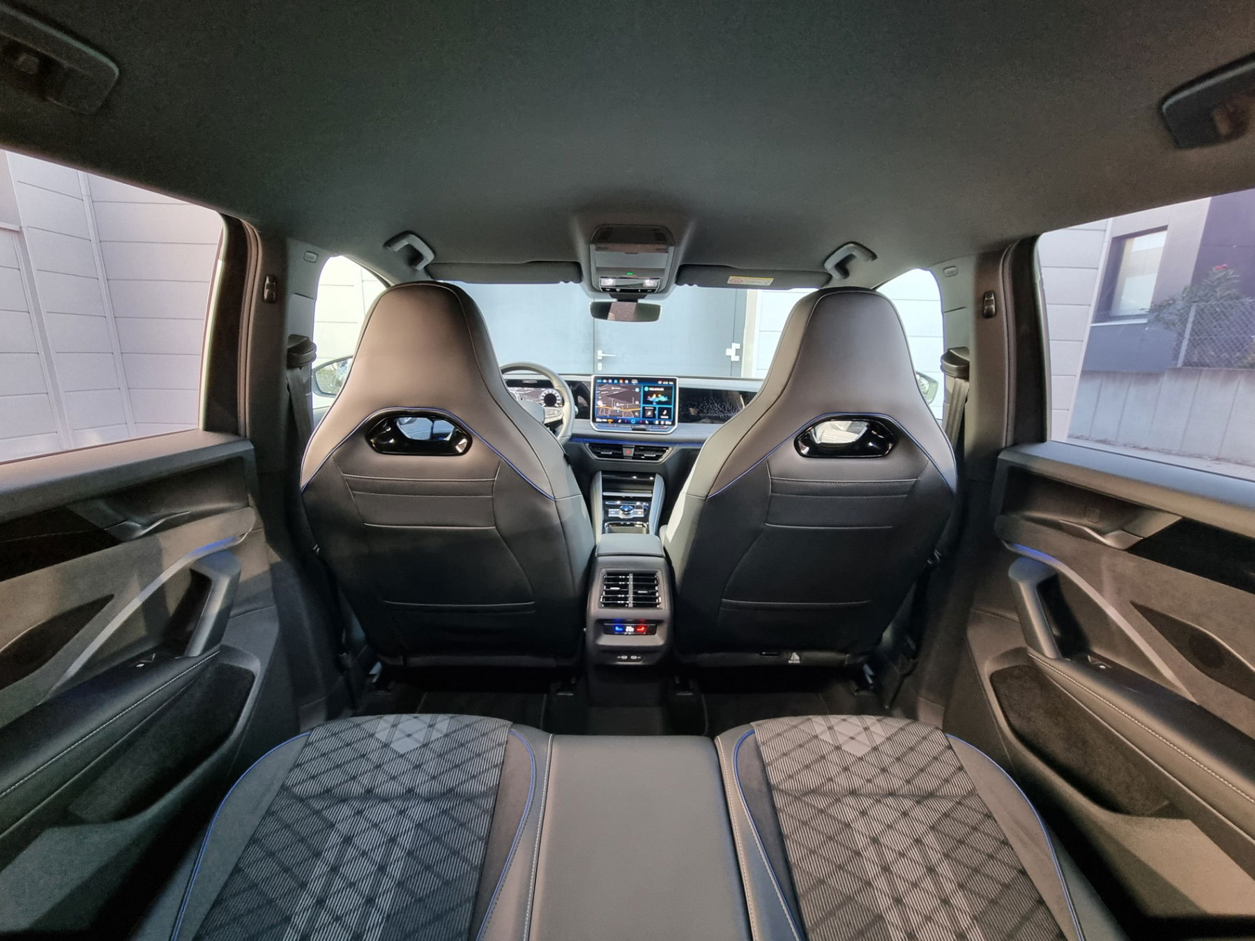 VW Tiguan 1.5 eTSI R-Line
