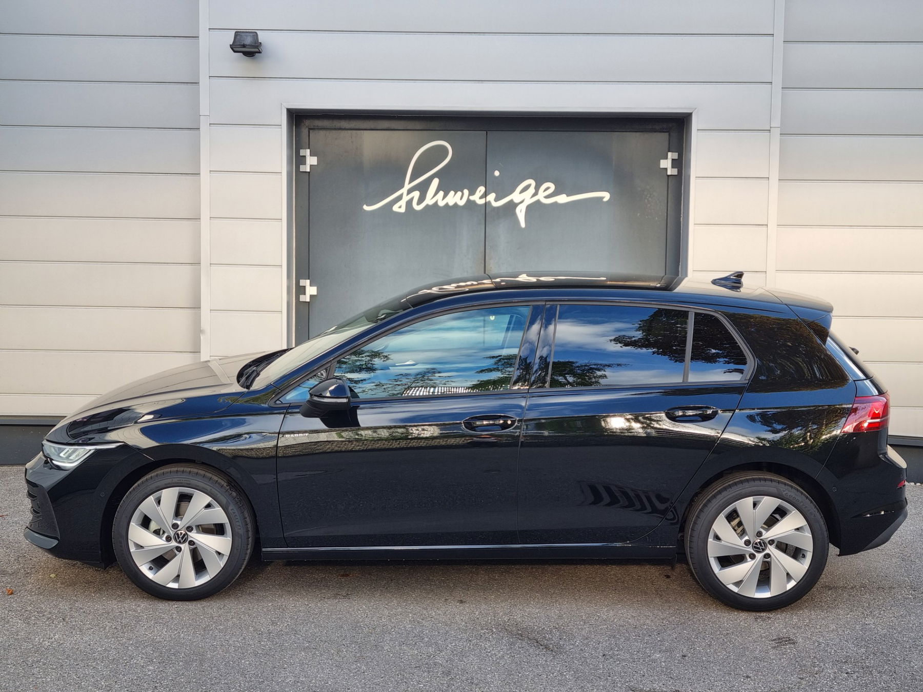 VW Golf 1.5 TSI Life + 5J. Garantie