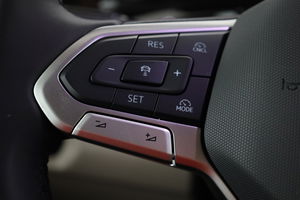 Multivan Edition lang eHybrid 180 kW 4M