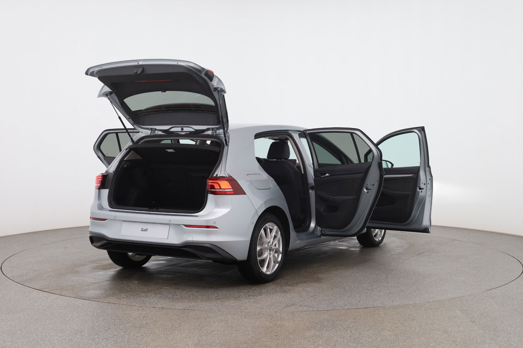 VW Golf Rabbit mHEV TSI DSG