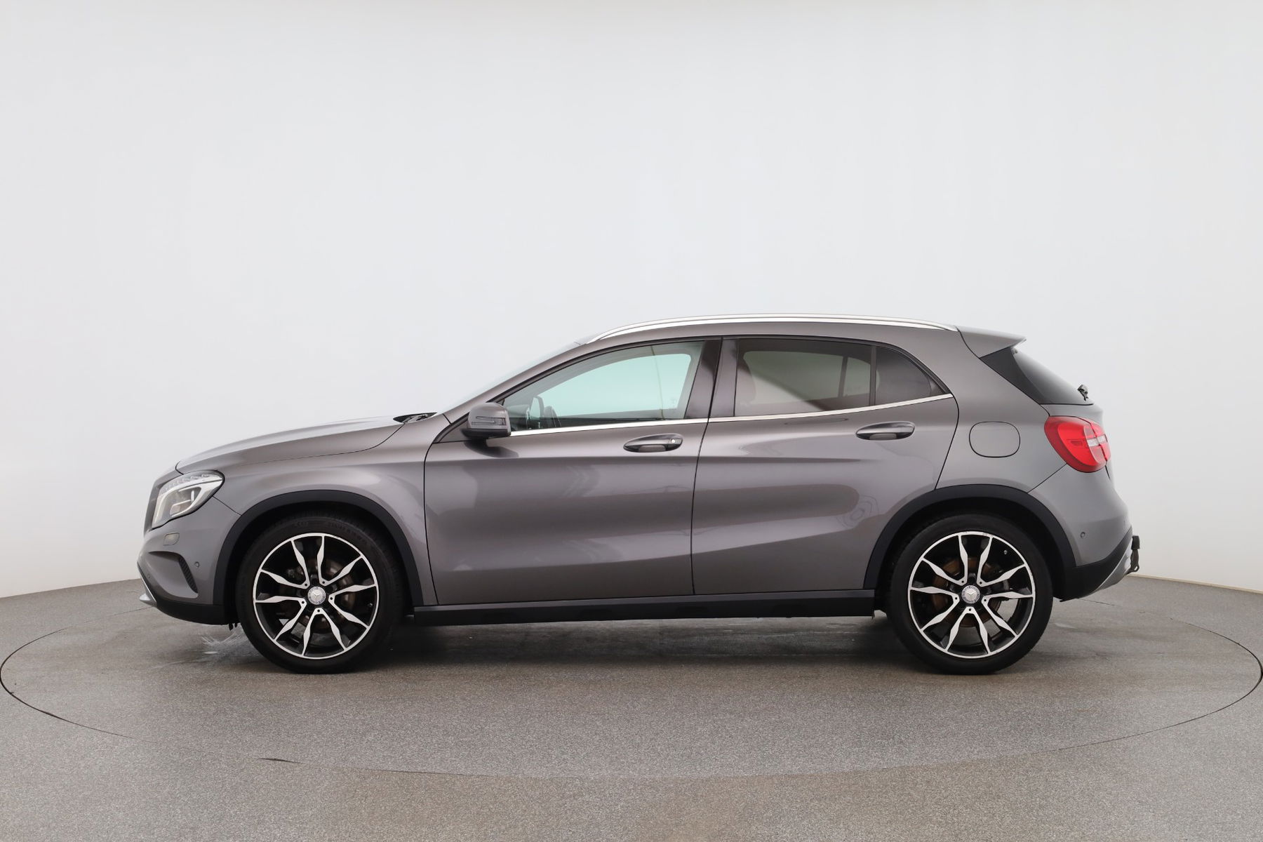 Mercedes-Benz GLA 220 CDI / d 4Matic null