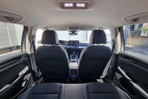 VW Golf VIII 1.5 TSI Life + 5J. Garantie