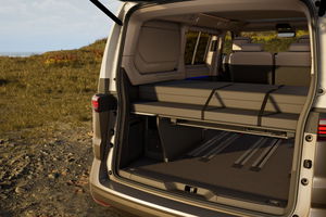 California Beach eHybrid 180 kW 4M - FACELIFT