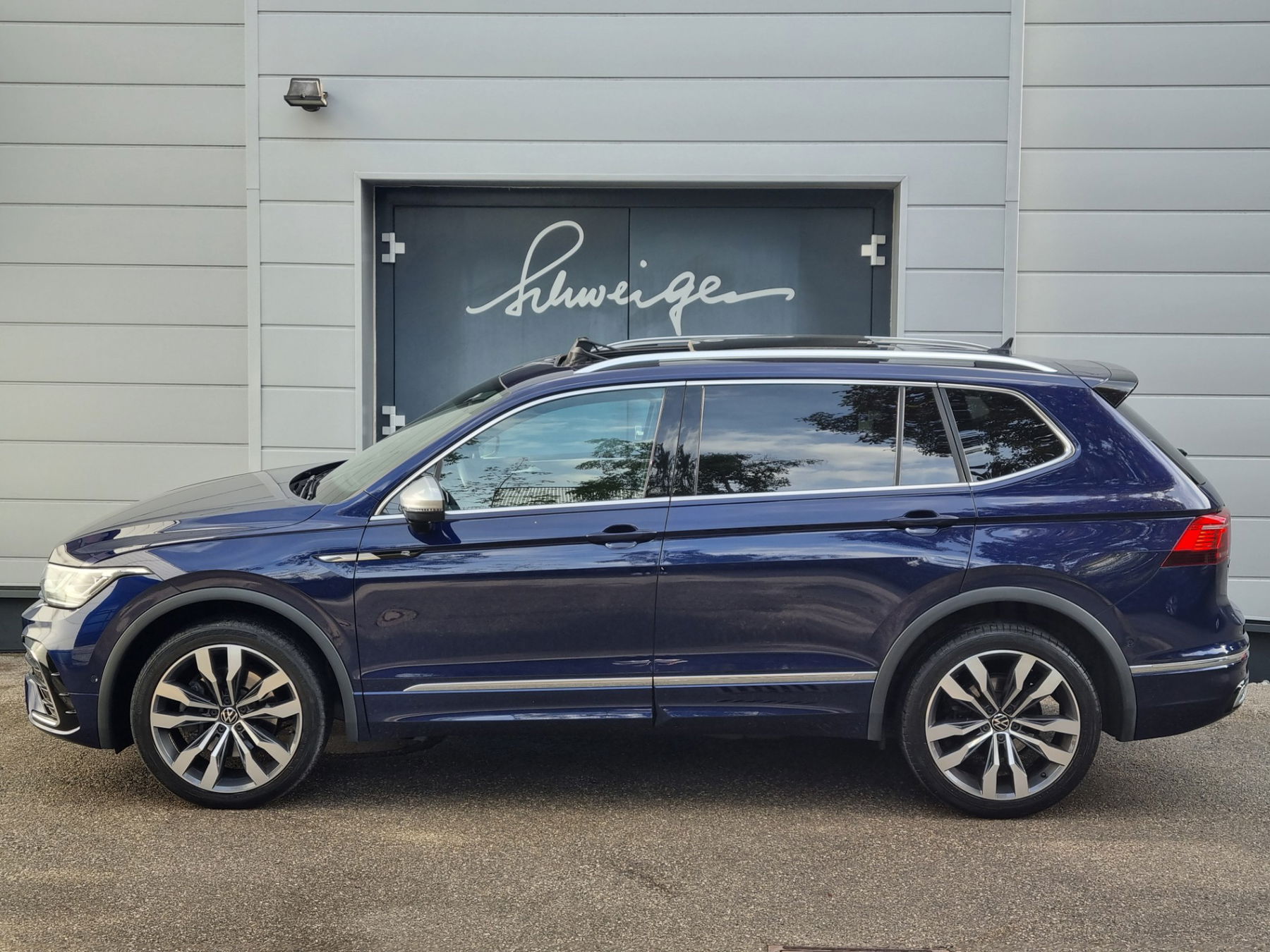 VW Tiguan Allspace 2.0 TSI R-Line 4Motion