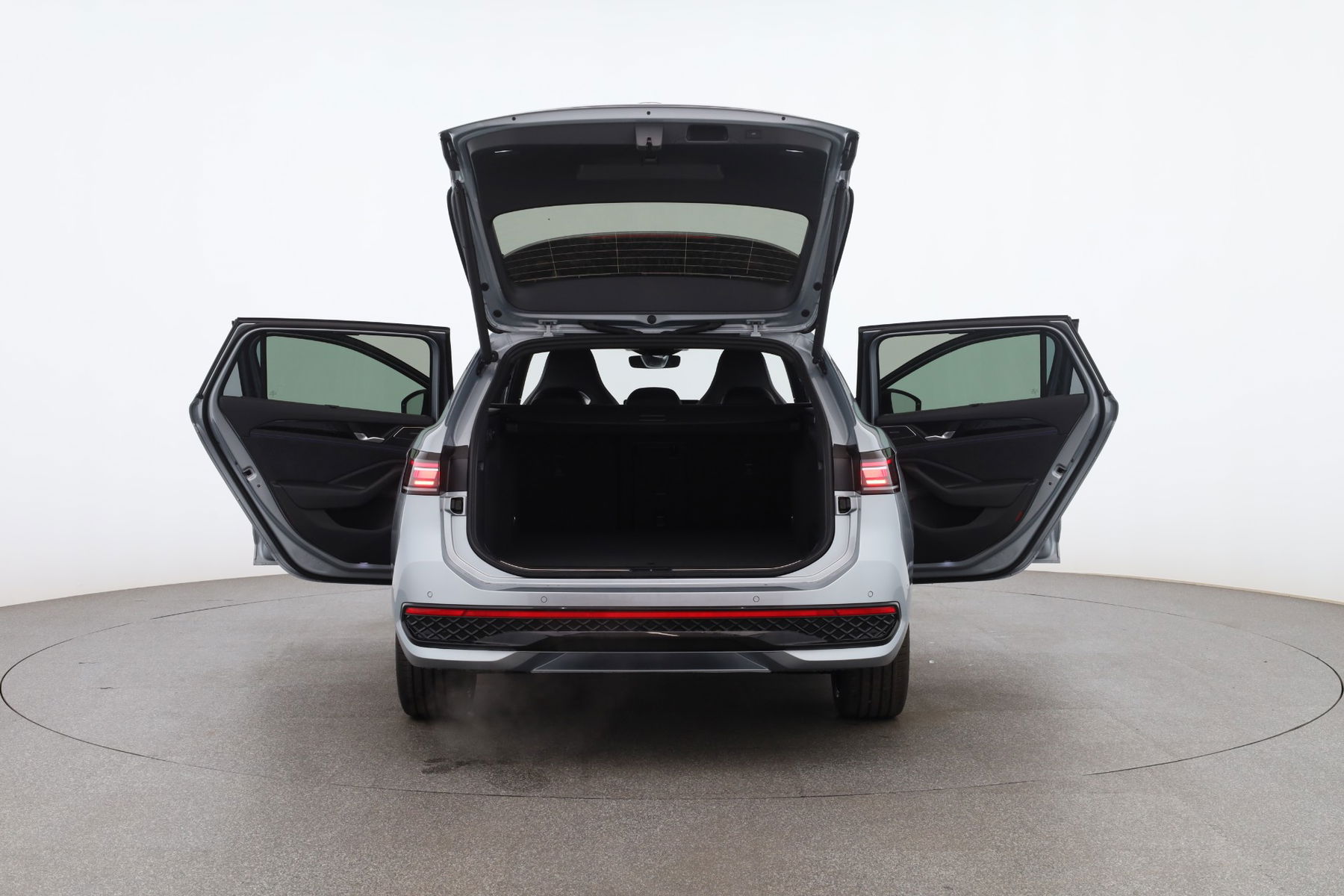 VW Passat Variant R-Line eHybrid 150 kW
