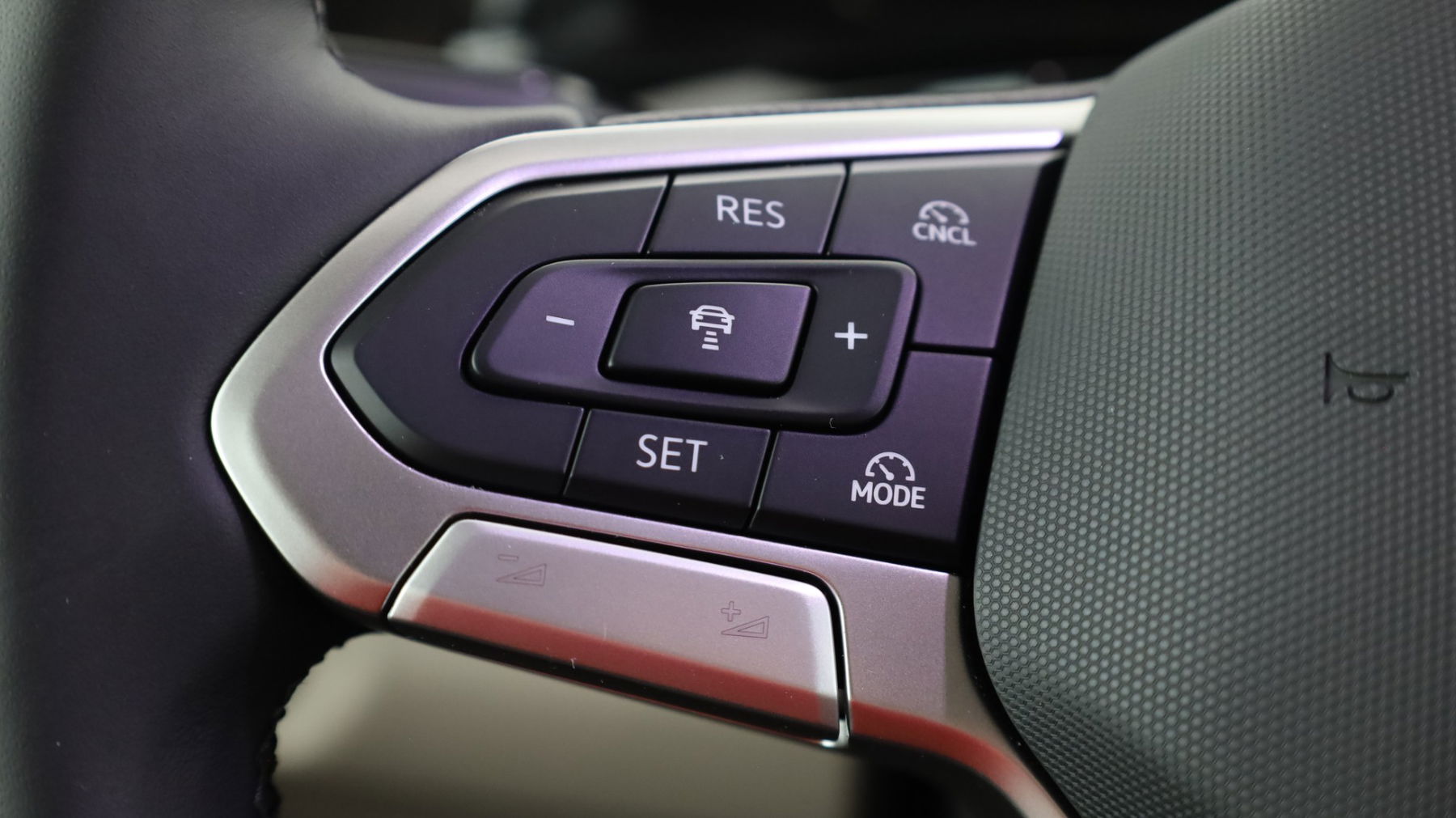 Multivan Edition lang eHybrid 180 kW 4M
