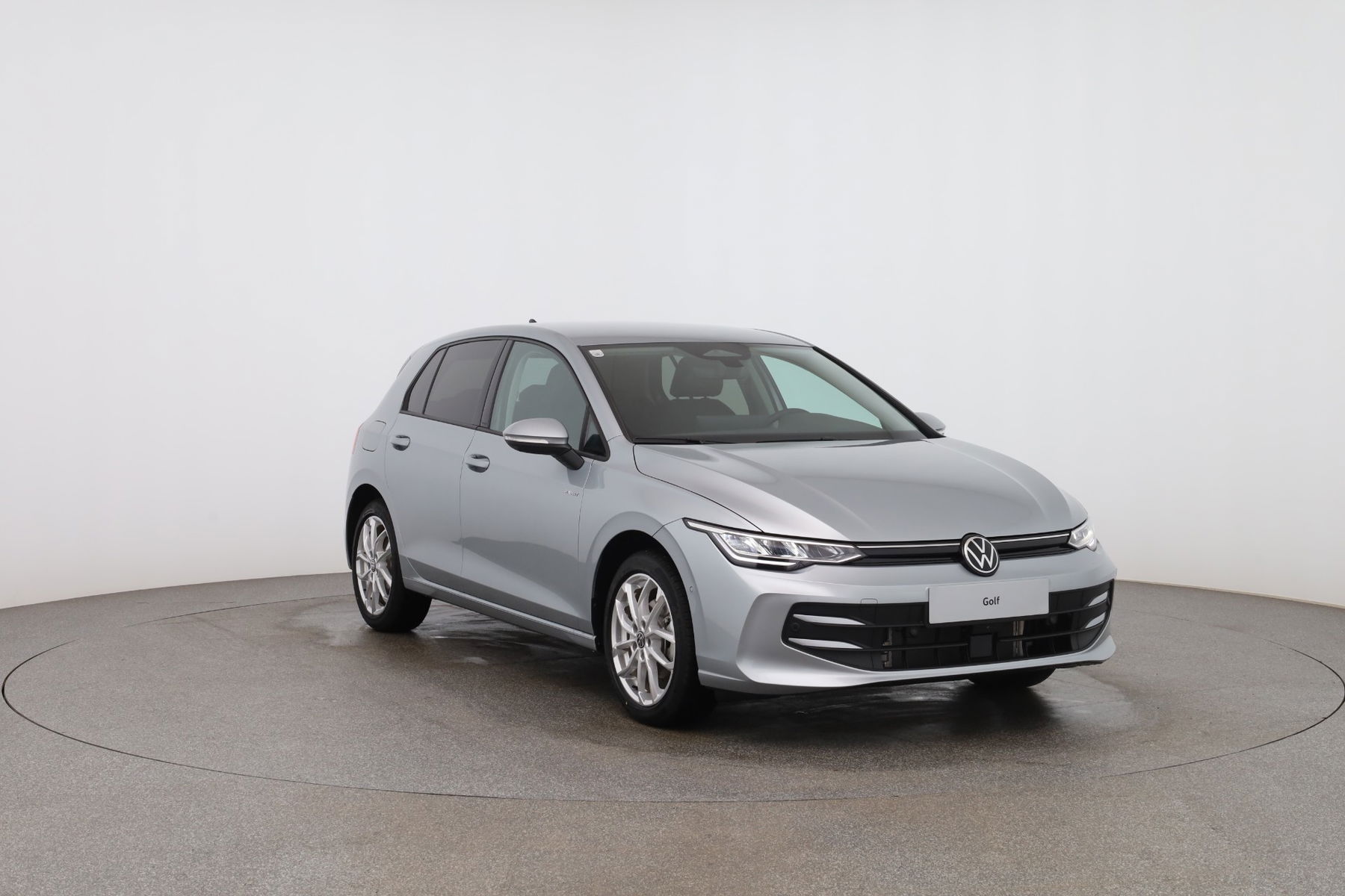 VW Golf Rabbit mHEV TSI DSG
