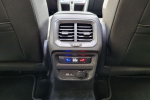 VW Tiguan Allspace 2.0 TSI R-Line 4Motion