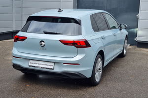VW Golf 1.5 TSI Life + 5J. Garantie