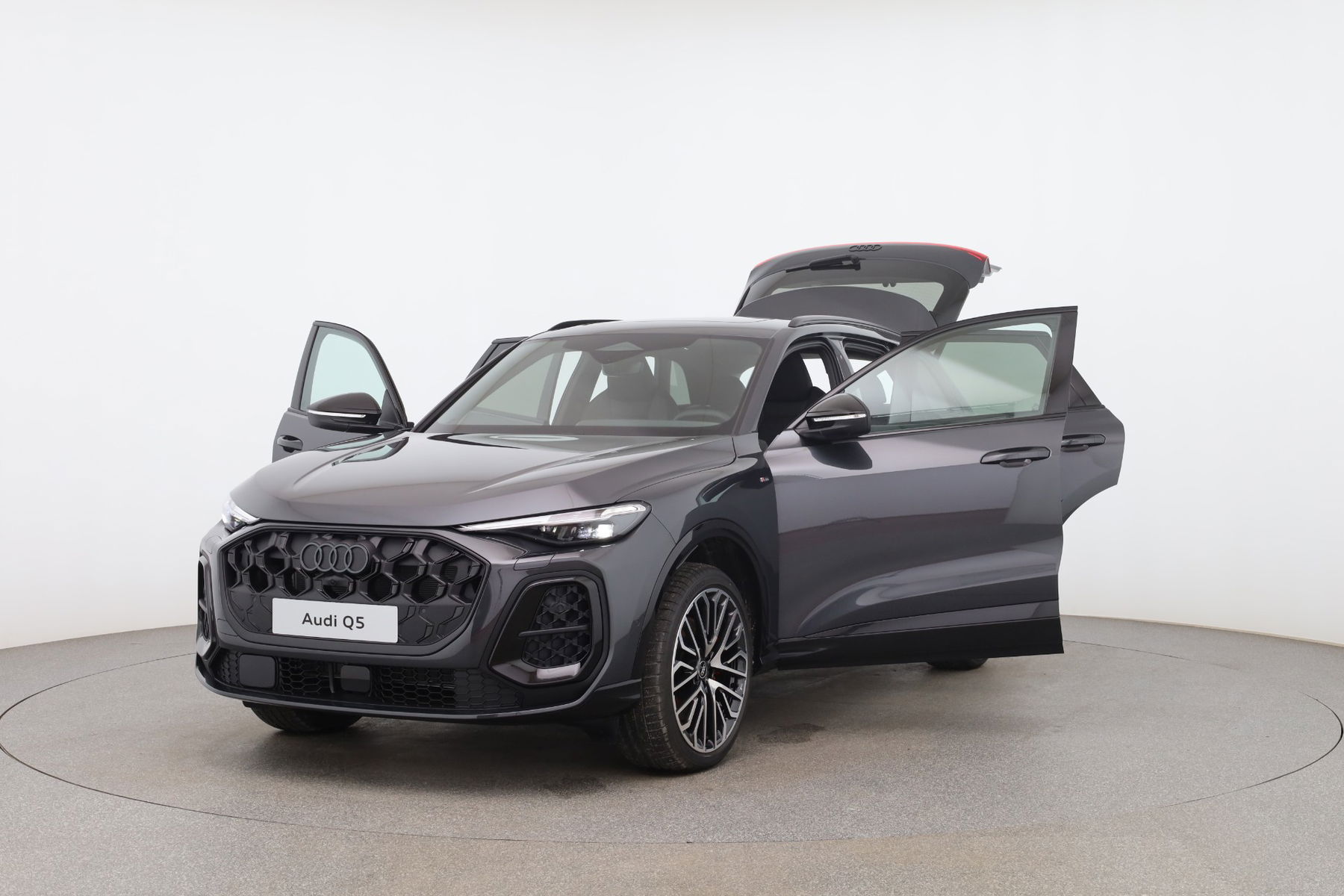 Audi Q5 SUV TDI quattro 150 kW null