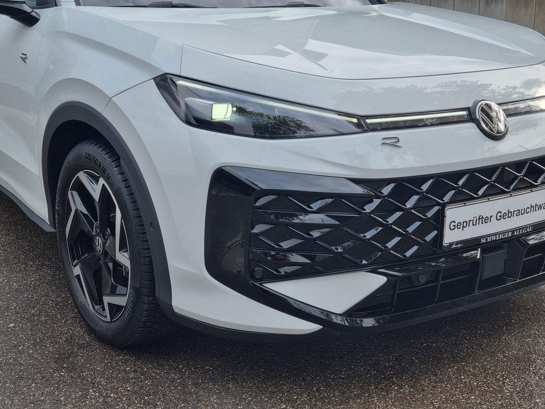 VW T-Roc 1.5 eTSI R-Line