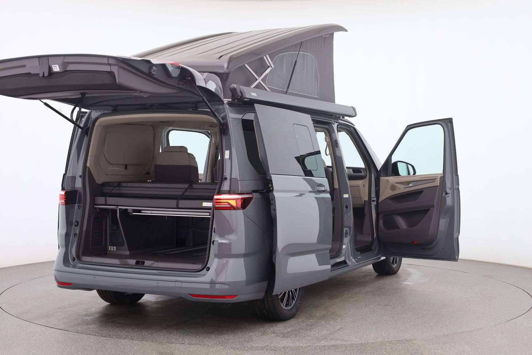 California Beach eHybrid 180 kW 4M