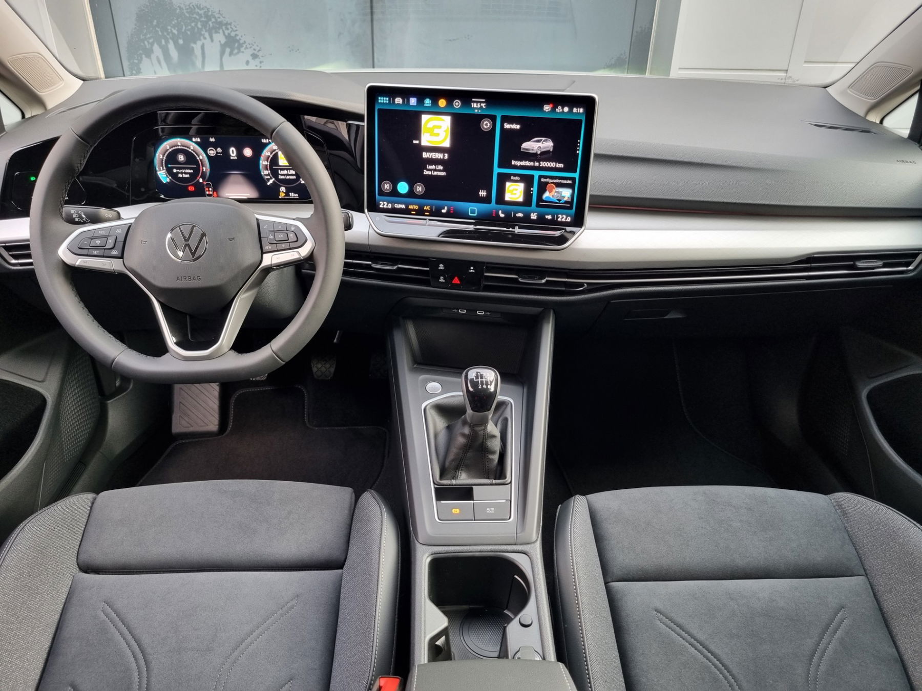 VW Golf 1.5 TSI Life + 5 J. Garantie