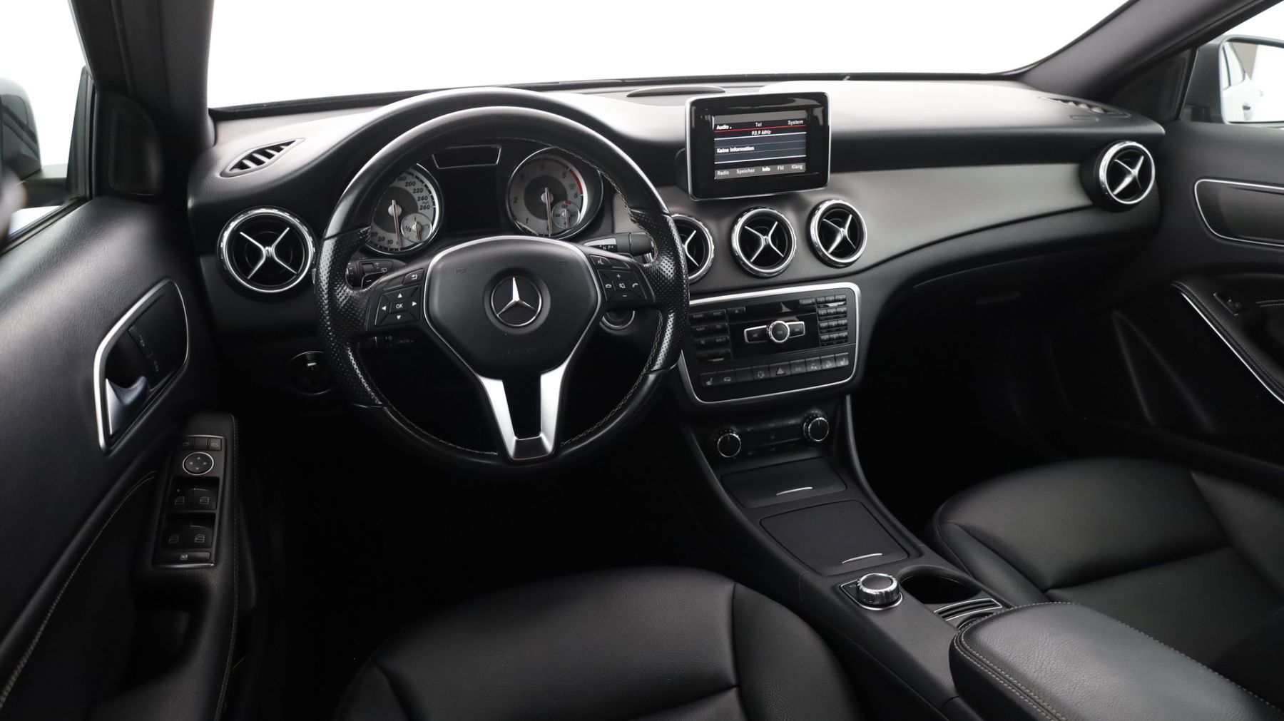 Mercedes-Benz GLA 220 CDI / d 4Matic null
