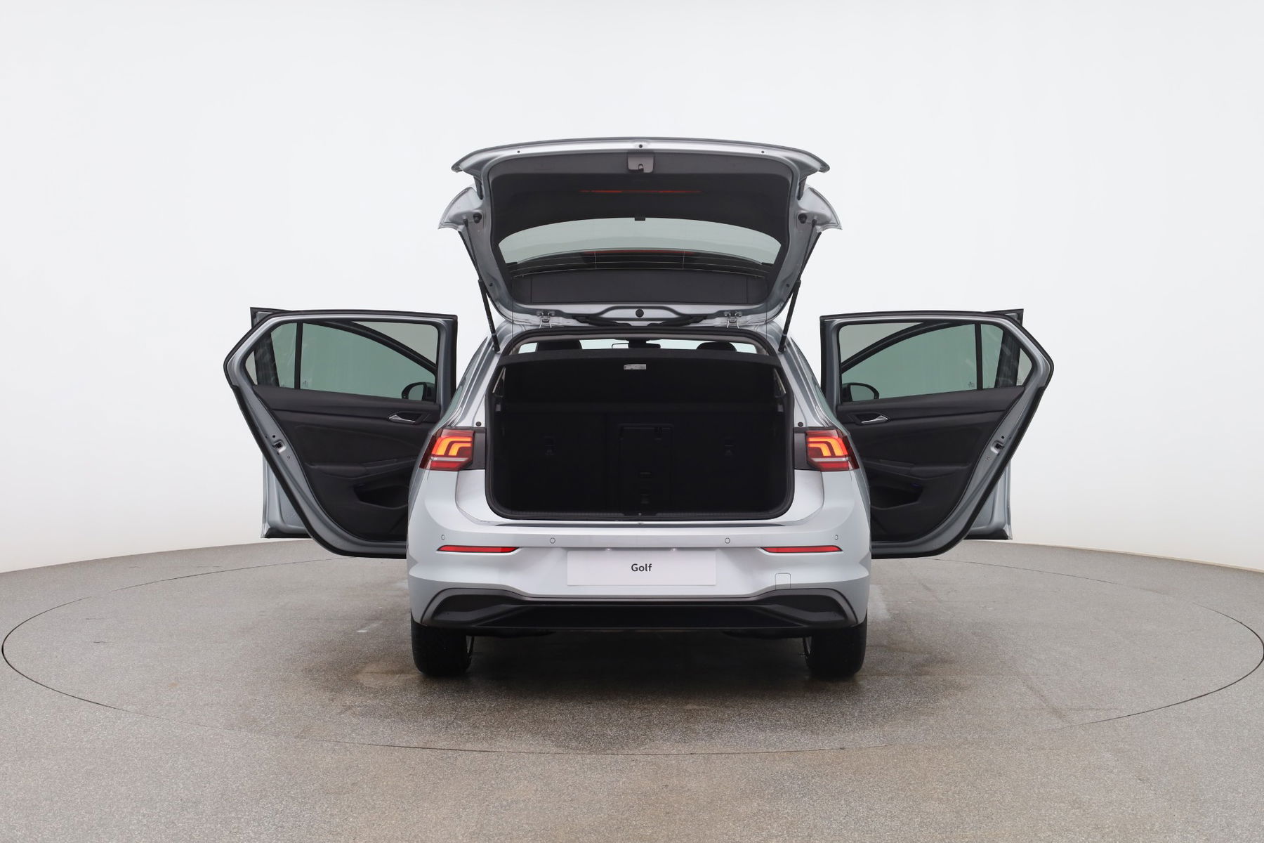 VW Golf Rabbit mHEV TSI DSG