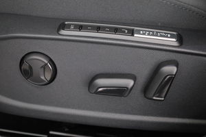 VW Golf Rabbit mHEV TSI DSG