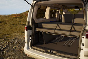 California Beach eHybrid 180 kW 4M - FACELIFT