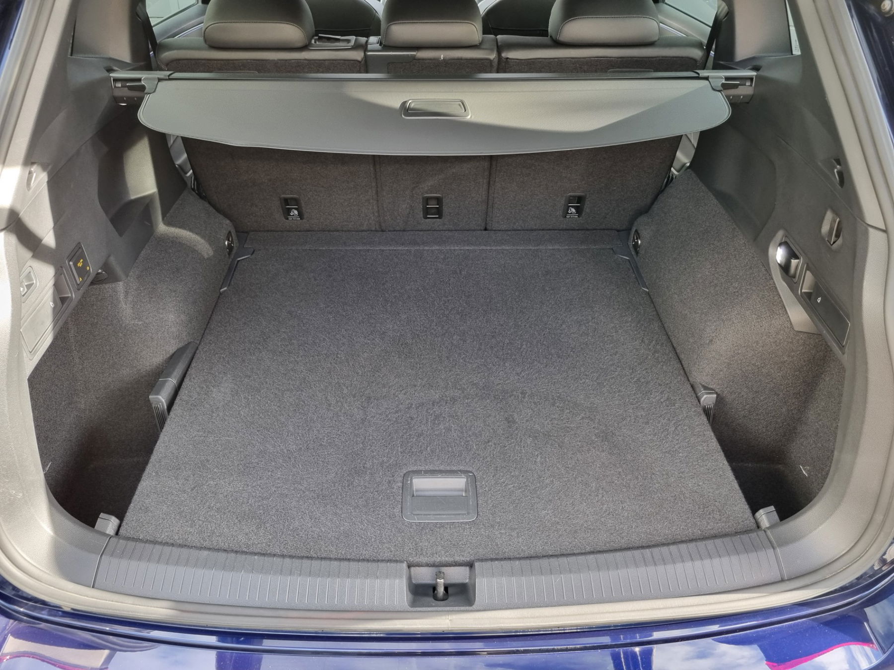 VW Tiguan Allspace 2.0 TSI R-Line 4Motion