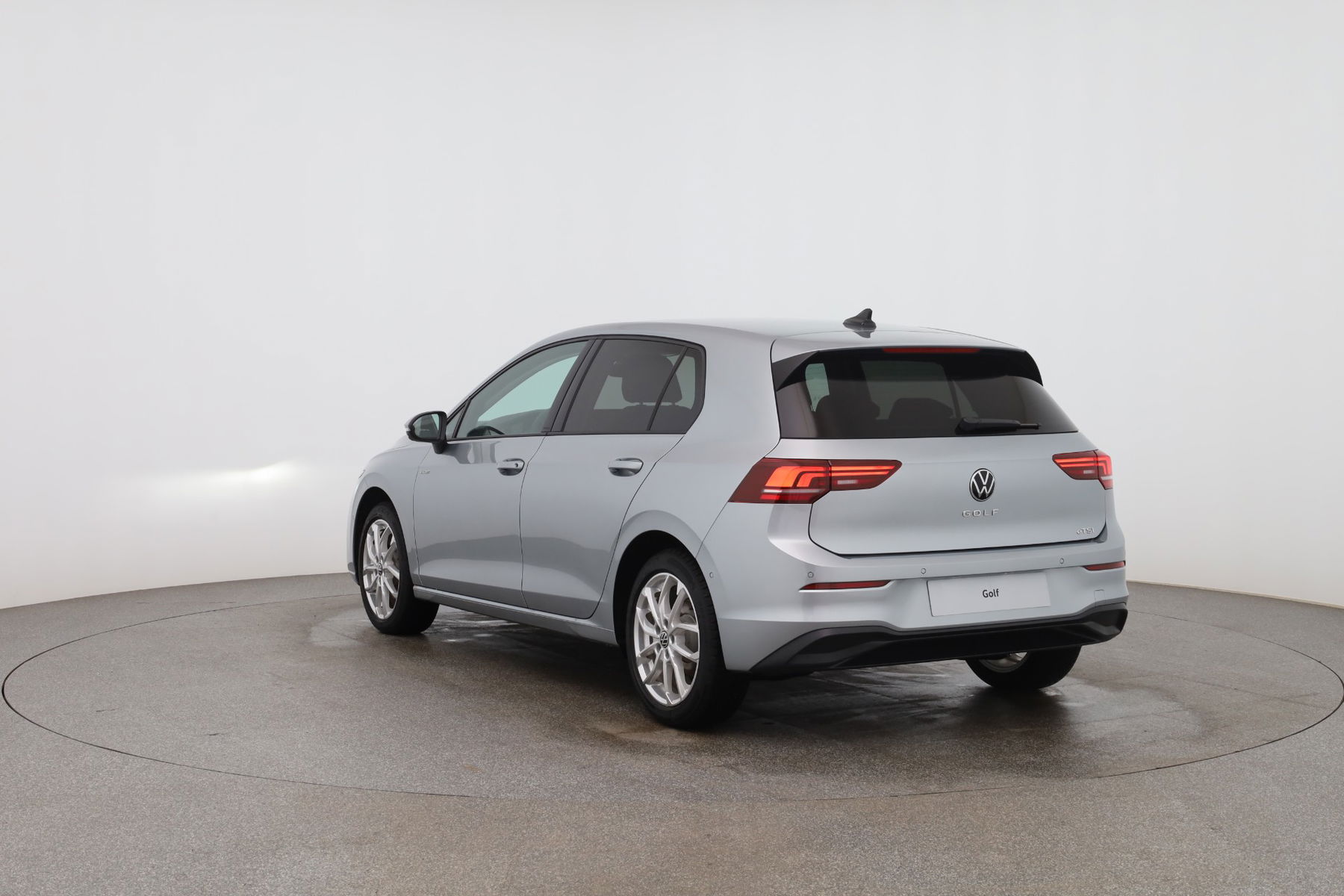 VW Golf Rabbit mHEV TSI DSG