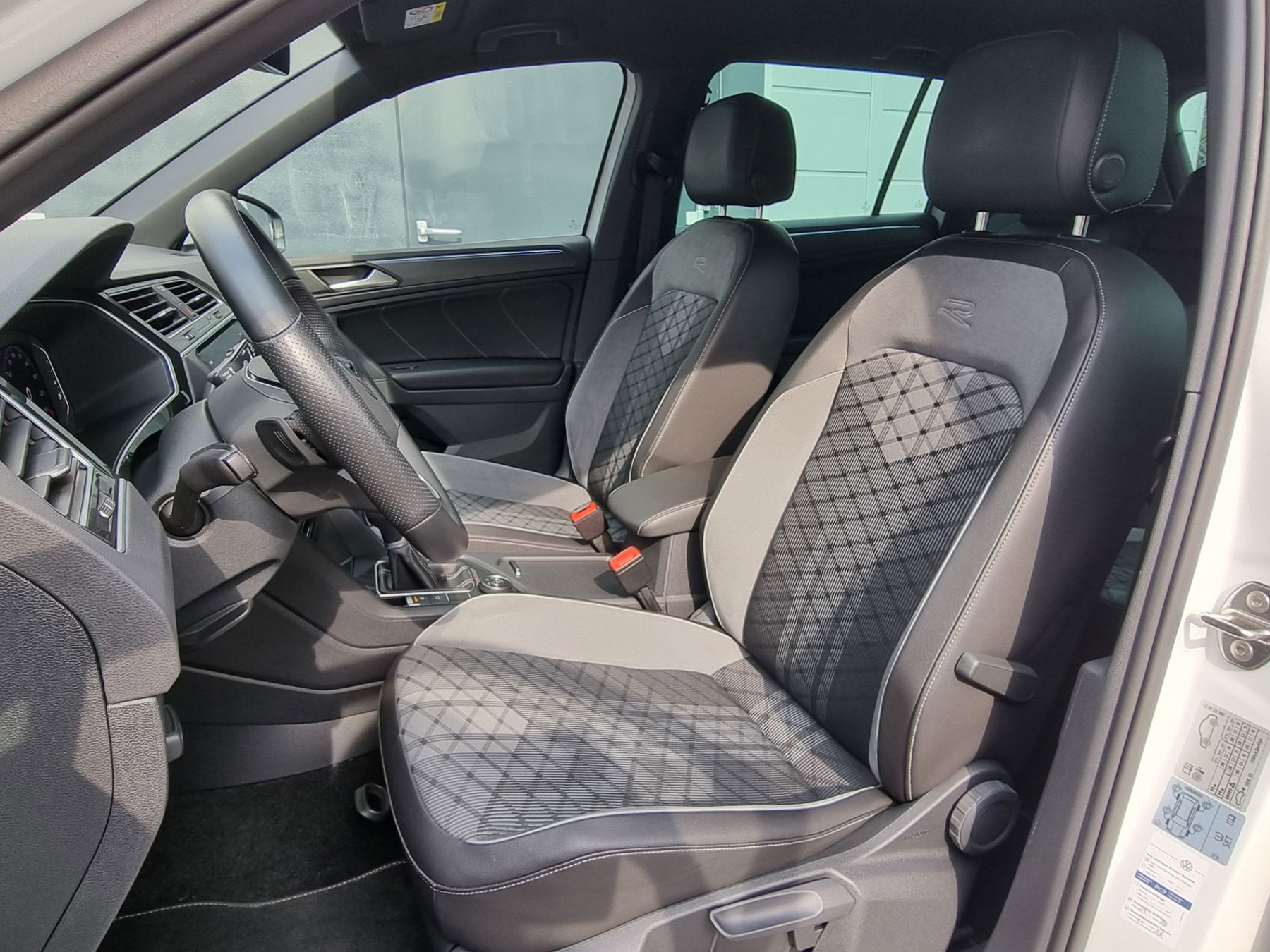 VW Tiguan 2.0 TDI R-Line 4Motion