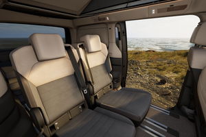 California Beach eHybrid 180 kW 4M - FACELIFT